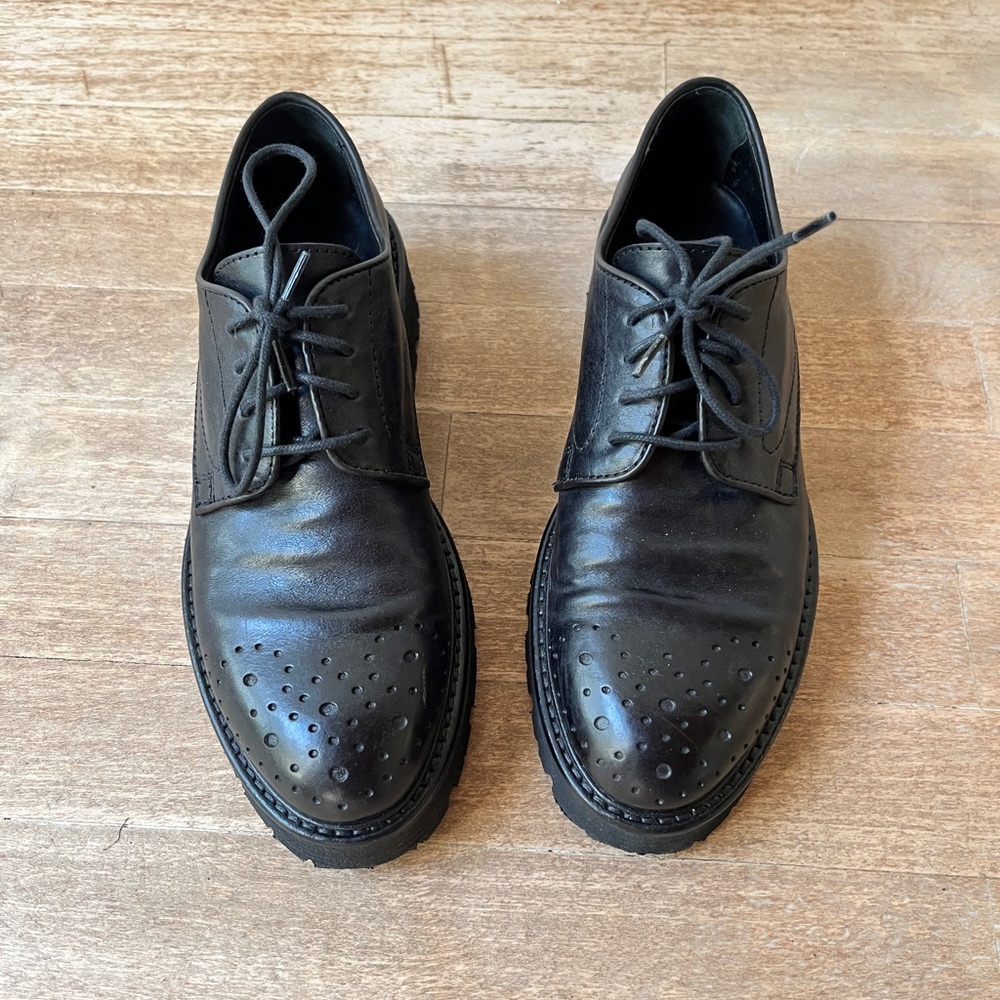 Black Lace-up Oxfords Women size 8 by ReSouL